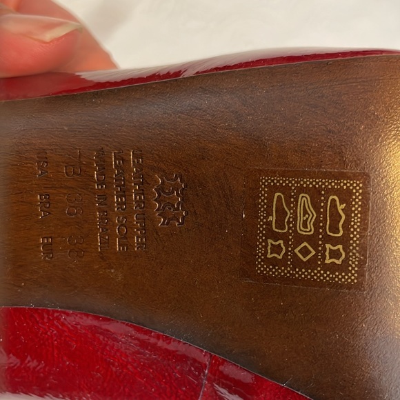 Gorgeous Red Peeptoe Heels - Picture 6 of 7